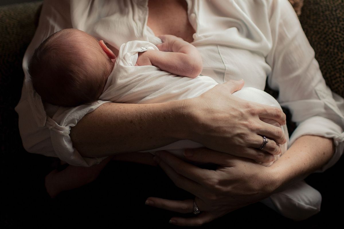 Benefici dell'allattamento al seno per la madre