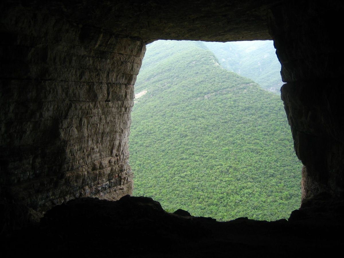 A lenda da caverna de Agapito Treviño