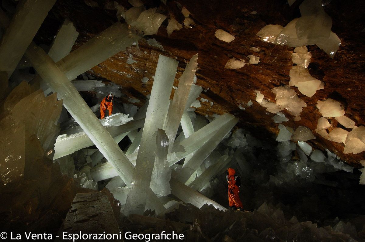 Merveilles naturelles la grotte des Cristales