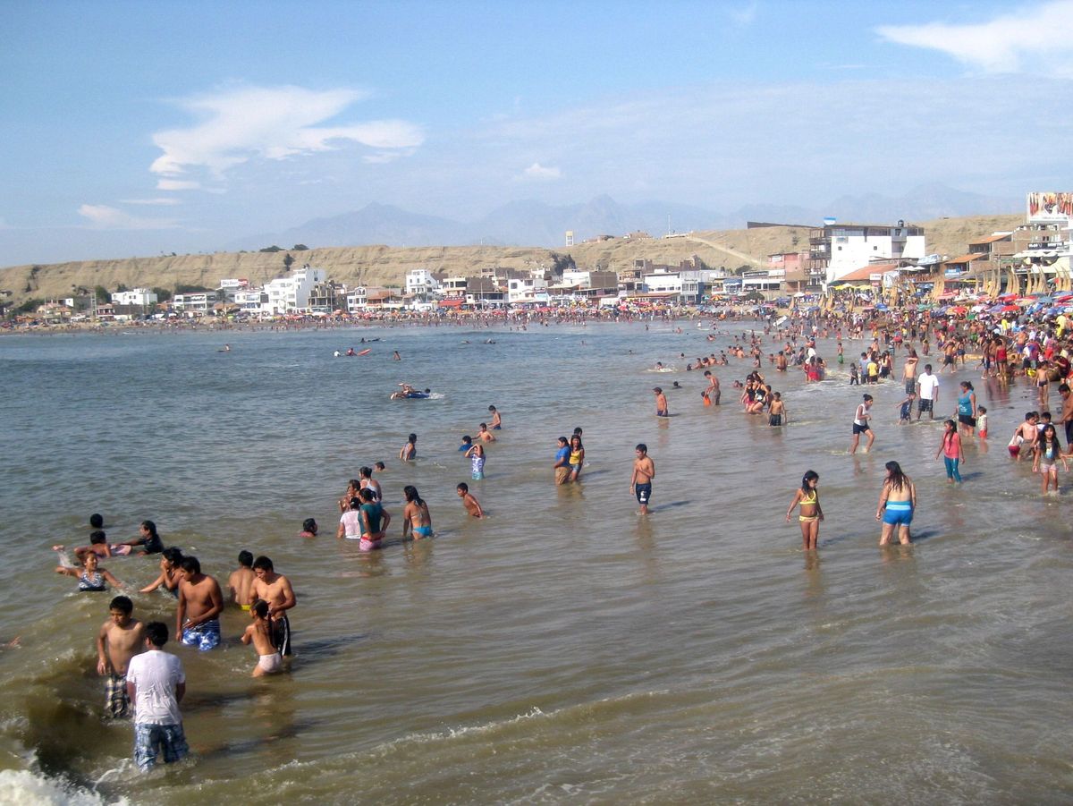 Balneario de Huanchaco a Trujillo