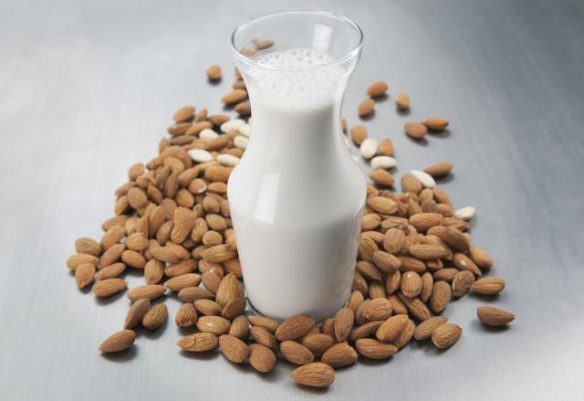 Výhody mandlového mléka pro vaše zdraví a diabetes